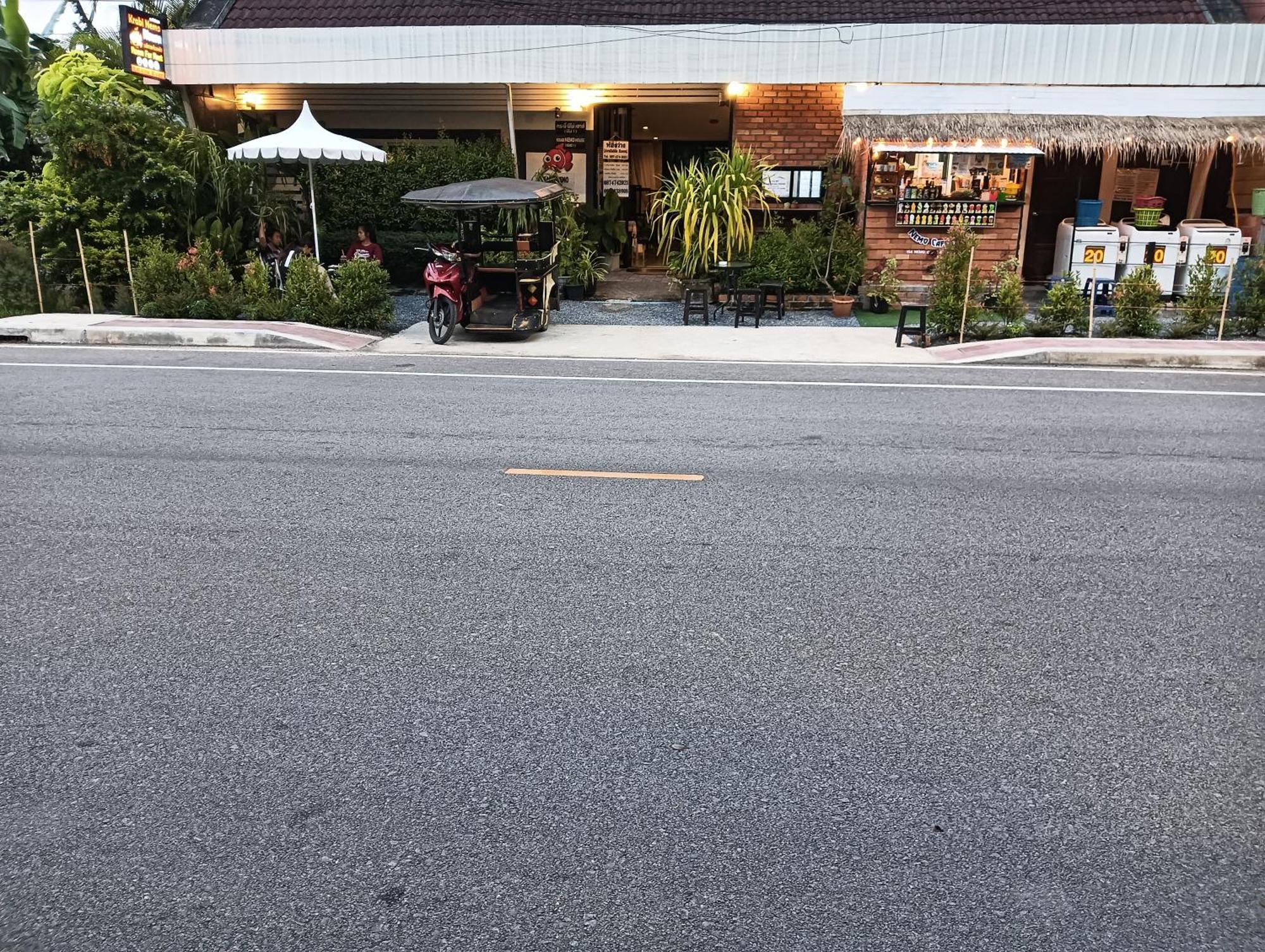Krabi Nemo House Hostel Ao Nang Ngoại thất bức ảnh