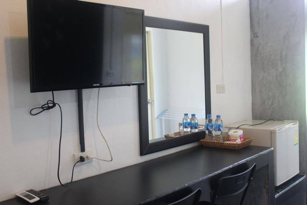 Krabi Nemo House Hostel Ao Nang Ngoại thất bức ảnh